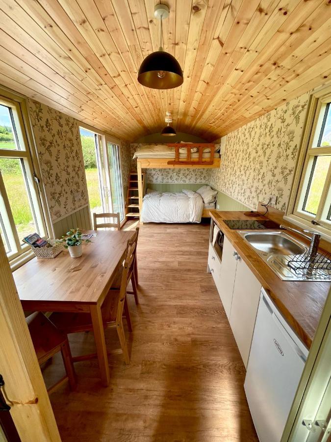فيلا Stepping Stones Glamping 'The Olive' بانتري المظهر الخارجي الصورة